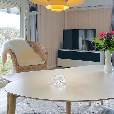 3 Bedroom Beautiful In Holiday home Blavand