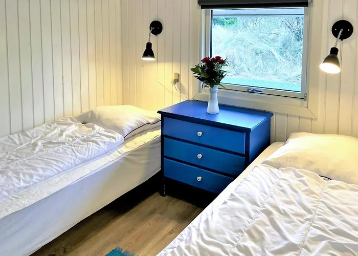 3 Bedroom Beautiful In Feriehus