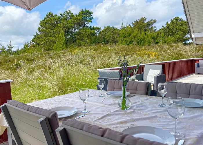 Feriehus 3 Bedroom Beautiful In