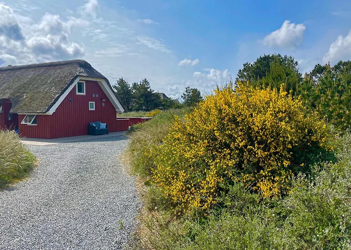 3 Bedroom Beautiful In * Blåvand