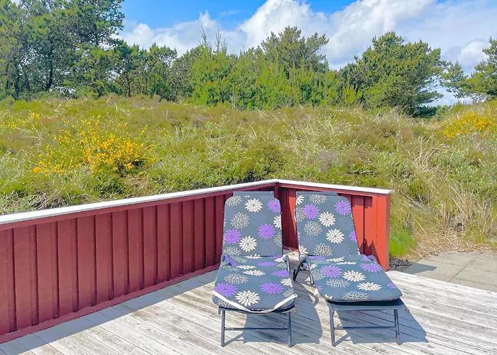 3 Bedroom Beautiful In Feriehus